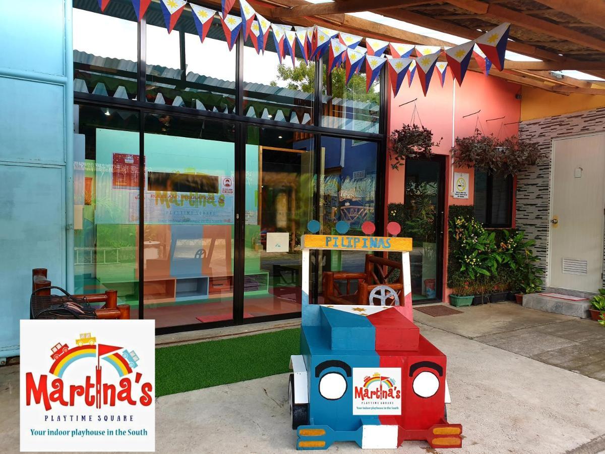 MJ's Residences Garden Hotel Moalboal Exterior foto